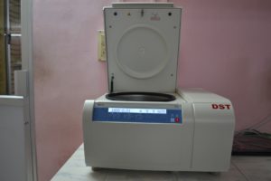Plate centrifuge